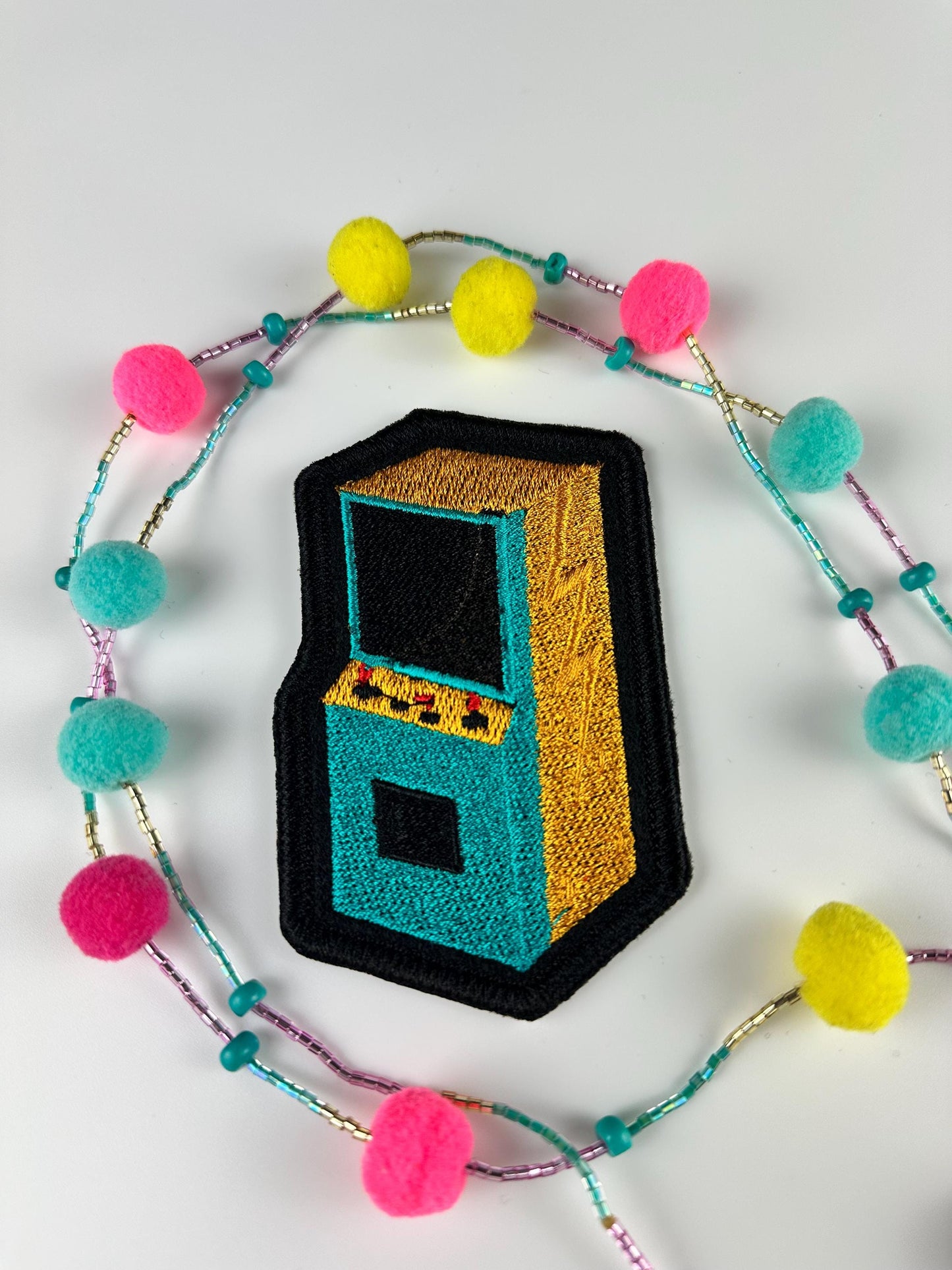 Retro Arcade Machine Embroidery Patch-Vintage Gaming Patch-Classic stand-Up Arcade game Sew on Patch 8.20