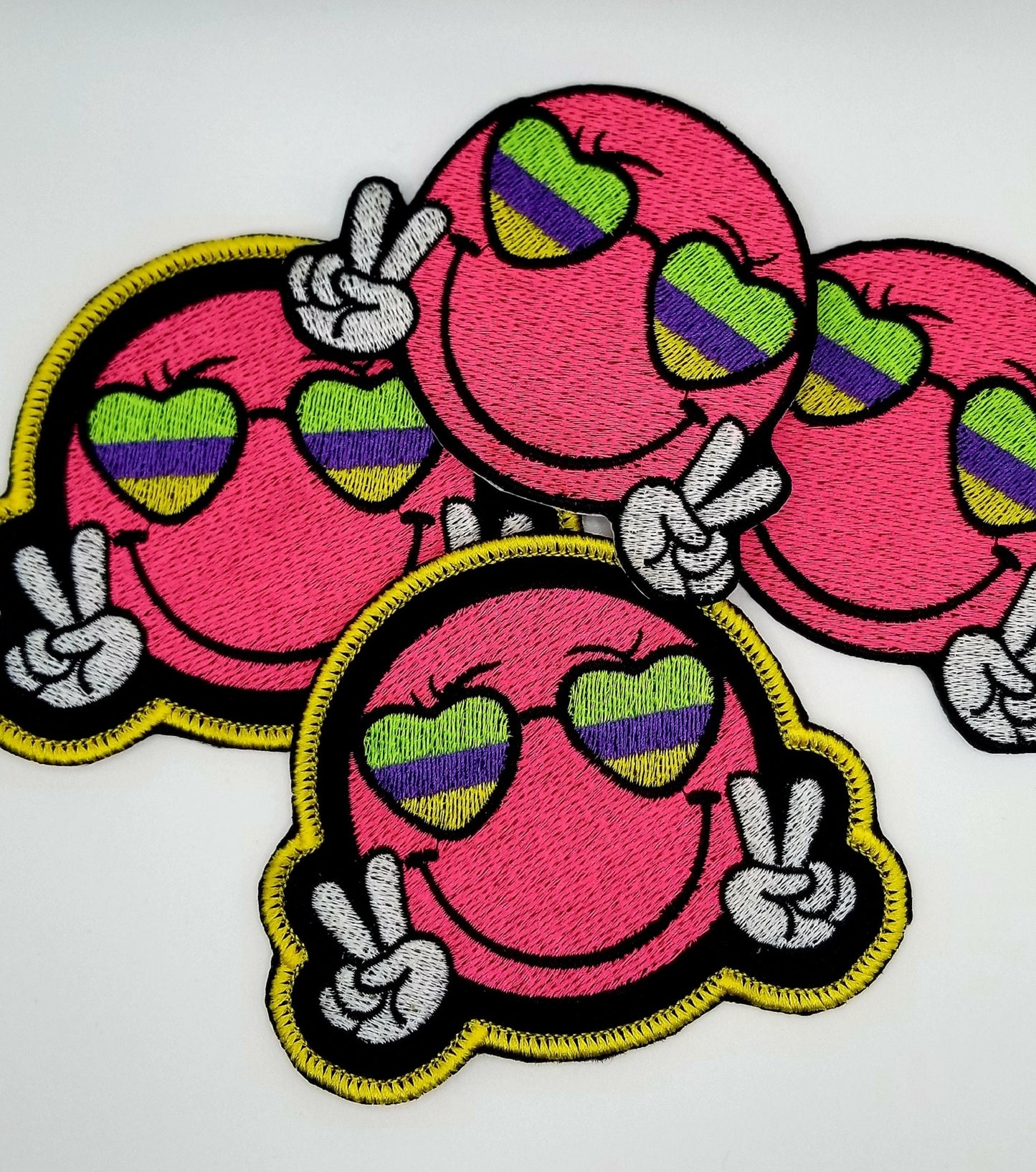 Smiling face set of 2 Embroidery Patch with heart eyes and white gloves and SATIN Border  on large patch  10.00