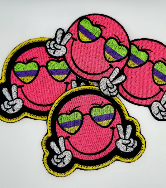Smiling face set of 2 Embroidery Patch with heart eyes and white gloves and SATIN Border  on large patch  10.00
