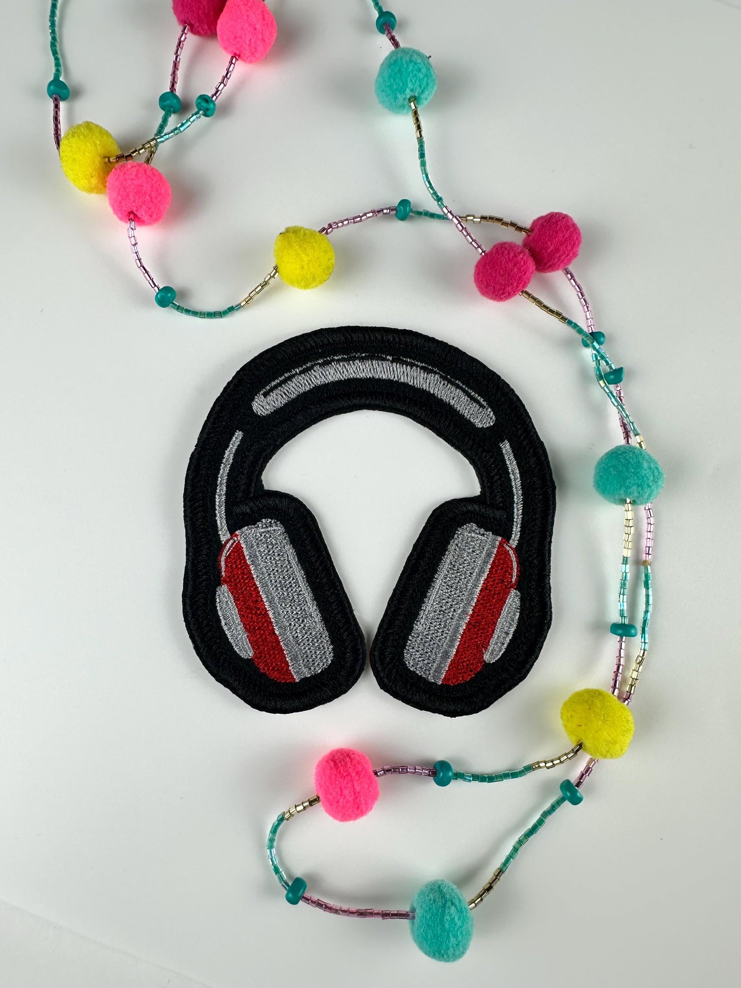Retro Headphones Embroidery Patch – Vintage Music Lover Iron On Sew On 6.99